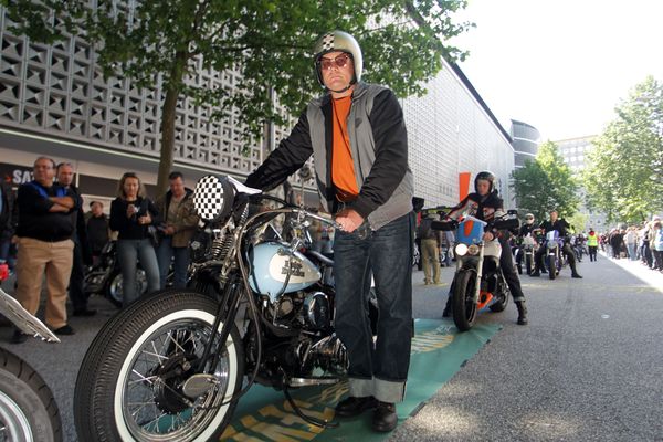 HarleyHH2011   148.jpg - Hamburger Harley Days 2011, Harley Davidson, ride in bike show auf der moenckebergstrasse in hamburg am samstag, den 25. juni 2011,